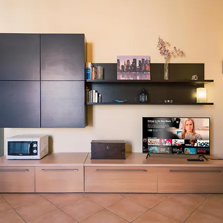 Prima Fila Mare , La Vecchia Chiesa