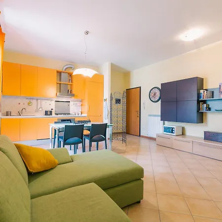 Apartman Prima Fila Mare , La Vecchia Chiesa Marotta